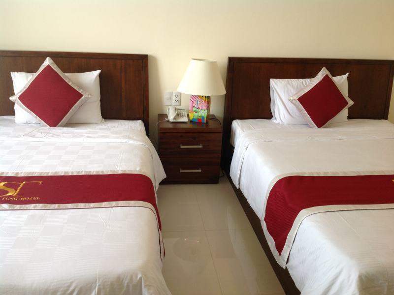 Trường Sơn Tùng 1 - Beautiful Beach Hotel Đà Nẵng Extérieur photo